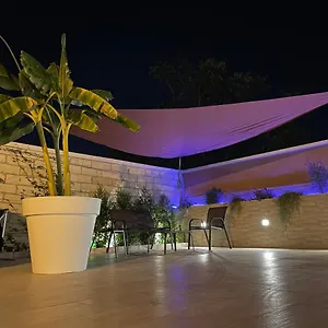 Caramel House & Couette-café Bari